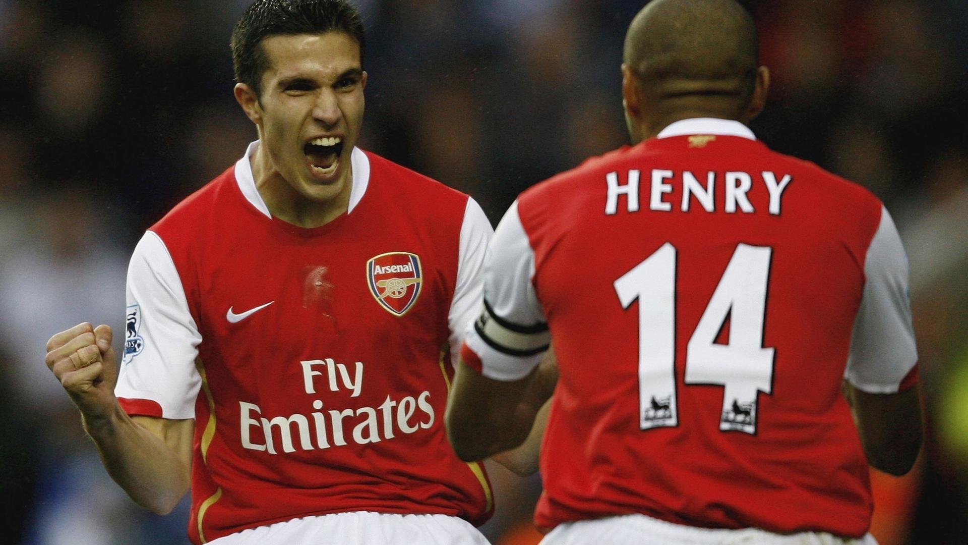 世俱杯决赛倒计时：巴塞罗那与利物浦的巅峰对决，利物浦巴塞罗那历史交锋记录