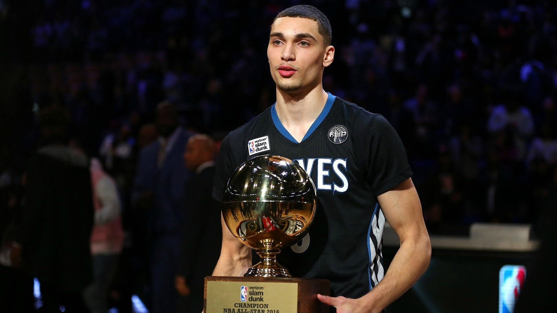 独行侠在转换进攻中找到制胜突破口，独行侠逆转